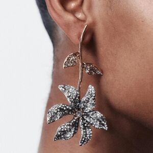 NEW! Zara Statement Elegant Silver and Gold Floral Post Earrings